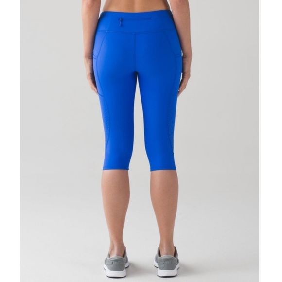 Lululemon Tight Stuff Crop Leggings Reflective with Side Pockets Cerulean Blue - Picture 4 of 12